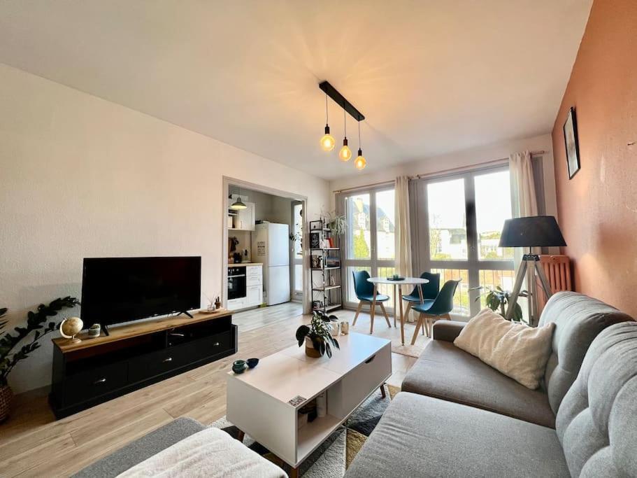 Le P'Tit Anatole - Joli T2 Avec Parking Apartment ปัวติเยร์ ภายนอก รูปภาพ