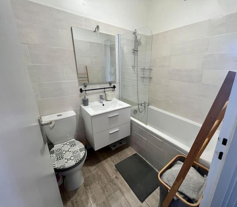Le P'Tit Anatole - Joli T2 Avec Parking Apartment ปัวติเยร์ ภายนอก รูปภาพ